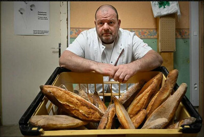 Stéphane Ravacley, le boulanger qui avait fait une grève de la faim pour que son apprenti obtienne ses papiers. | PHOTO : SÉBASTIEN BOZON / AFP