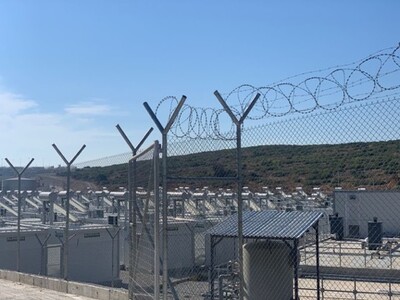 Le nouveau camp fermé de l'île de Samos a été inauguré le 18 septembre 2021. Crédit : MSF