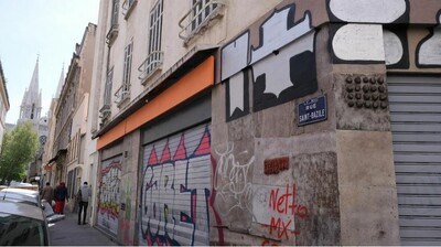 À Marseille, plus de 4 000 demandeurs d’asile vivent sans toit. Crédit : RFI