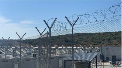 Le nouveau camp fermé de l'île de Samos a été inauguré le 18 septembre 2021. Crédit : MSF / Dora Vangi