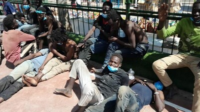 Des migrants après leur arrivée à Melilla, le 24 juin 2022. Crédit : DR